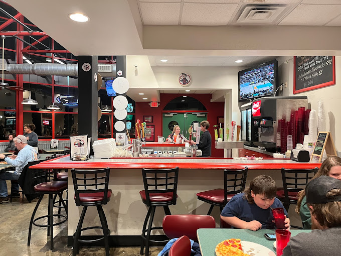 Big Ed’s Pizza: Huntsville’s Best Slice in Town