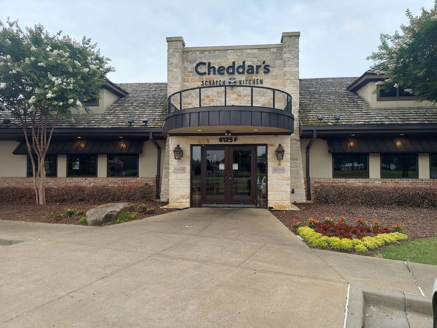 Cheddar's Scratch Kitchen