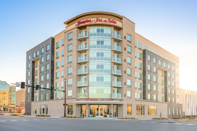 Hampton Inn & Suites Huntsville Downtown