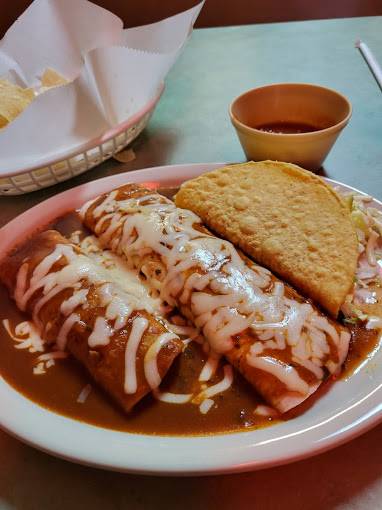 La Placita Mexican Grill