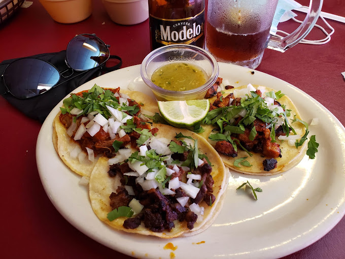 La Placita Mexican Grill