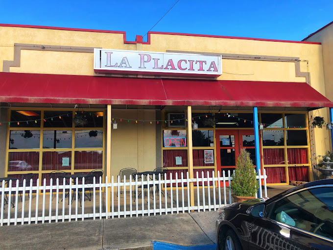 La Placita Mexican Grill