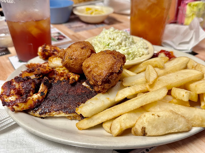 Little Libby's Catfish & Diner