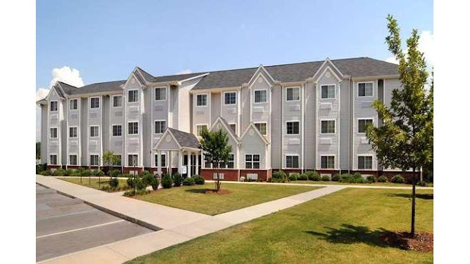 Microtel Inn & Suites by Wyndham Huntsville