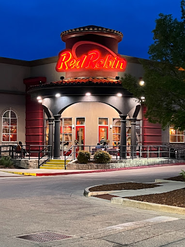 Red Robin Gourmet Burgers