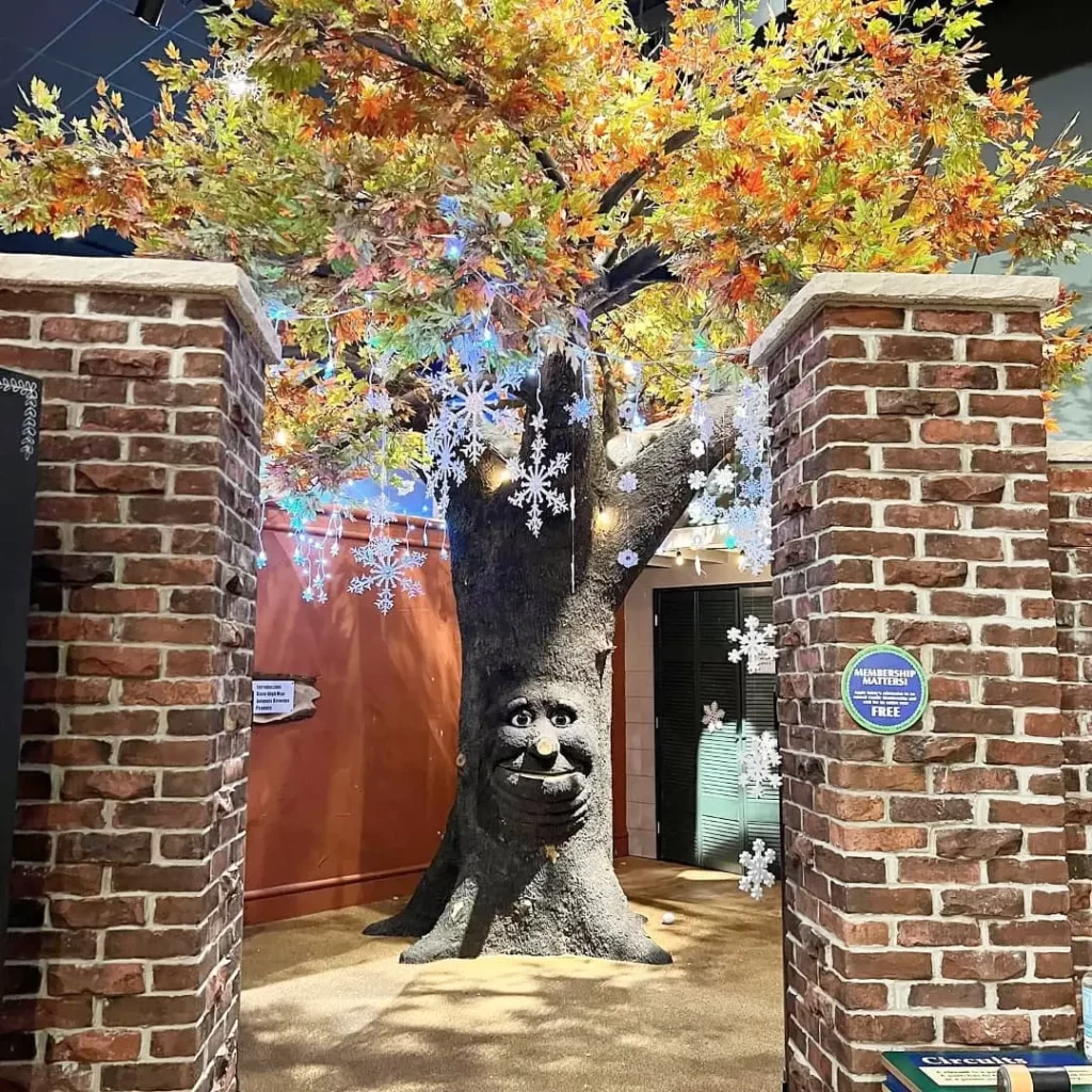 EarlyWorks Children's Museum - Talking Tree