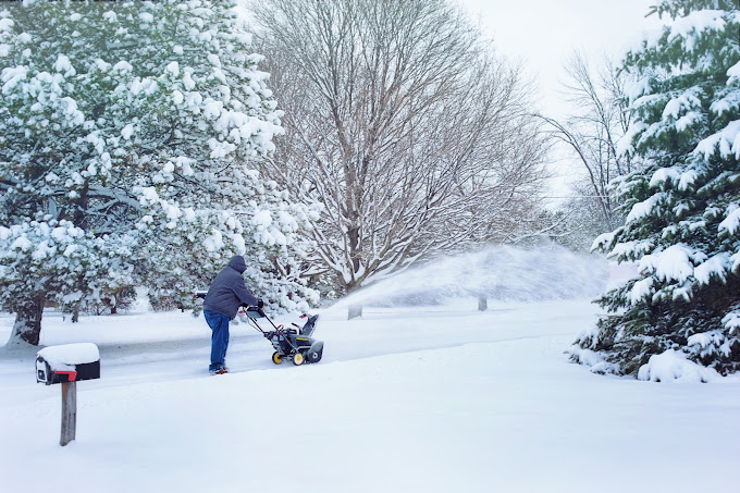 Lawn Love Lawn Care of Huntsville