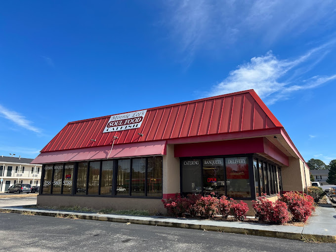 Minnie Lee's Soul Food Diner