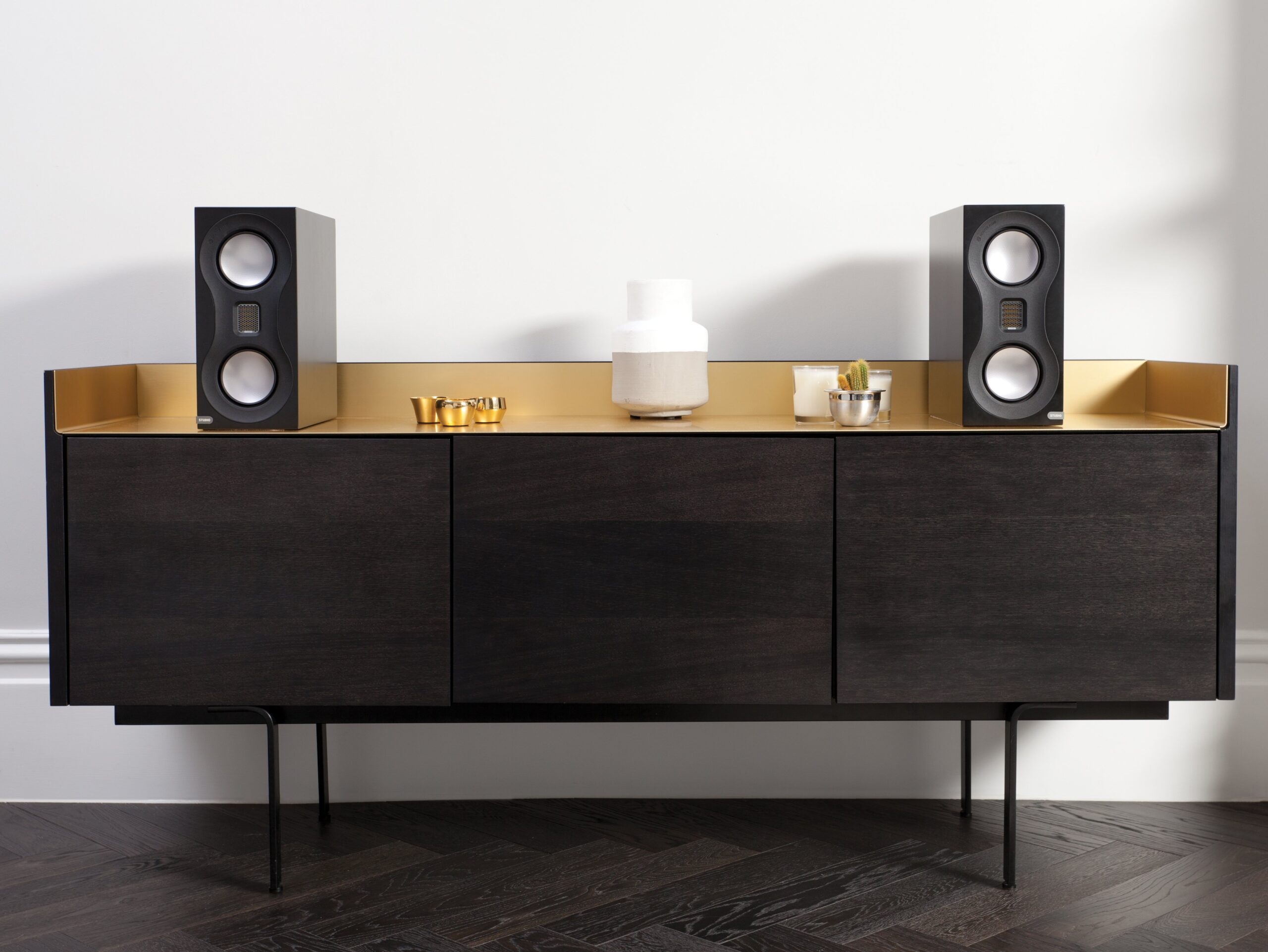 Monitor_Audio_Studio_Black_Lifestyle_Sideboard (1)