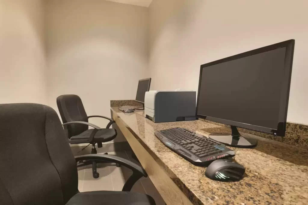 Country Inn & Suites (1)