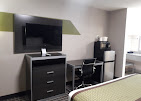 Days Inn & Suites (14)