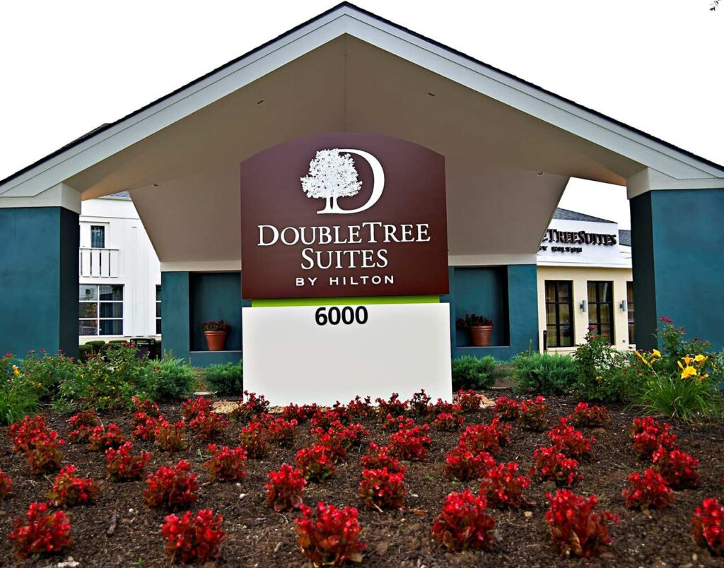 Doubletree by Hilton (20)