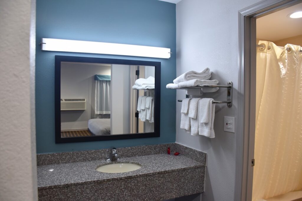 SureStay Best Western Huntsville (8)