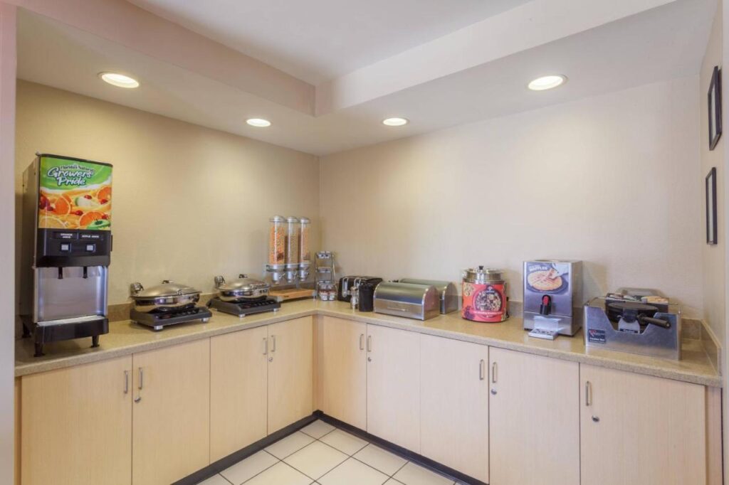 Towne Place Suites (14)