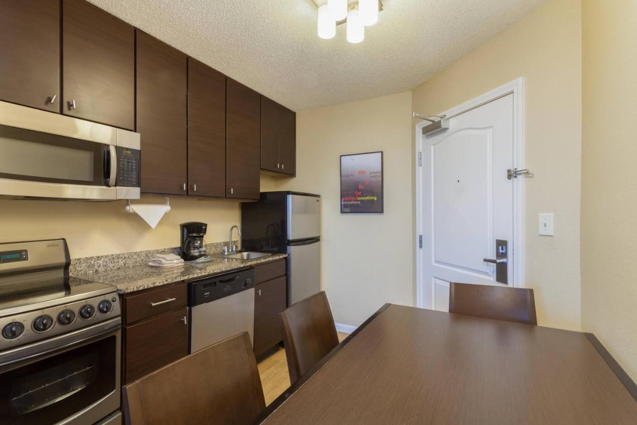 Towne Place Suites (9)