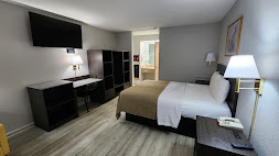 VIP Inn & Suites (5)