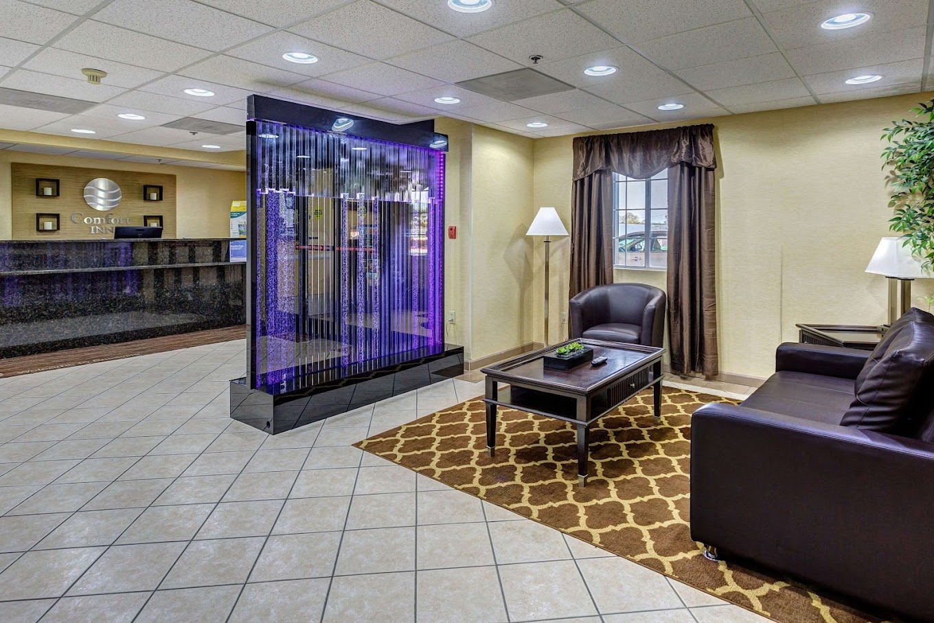 Comfort Inn Decatur (15)