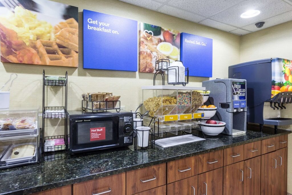 Comfort Inn Decatur (6)