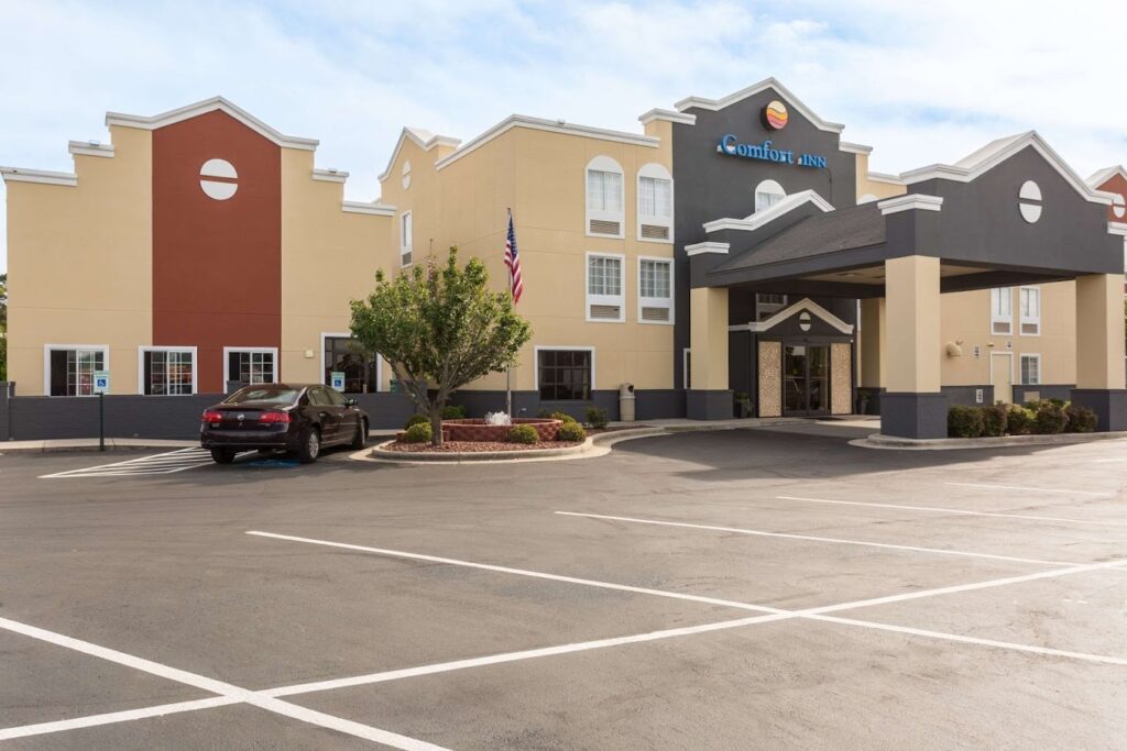 Comfort Inn Decatur (8)