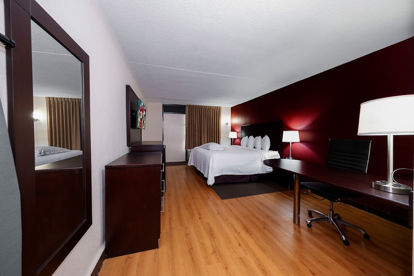 Red Roof Inn Plus (7)