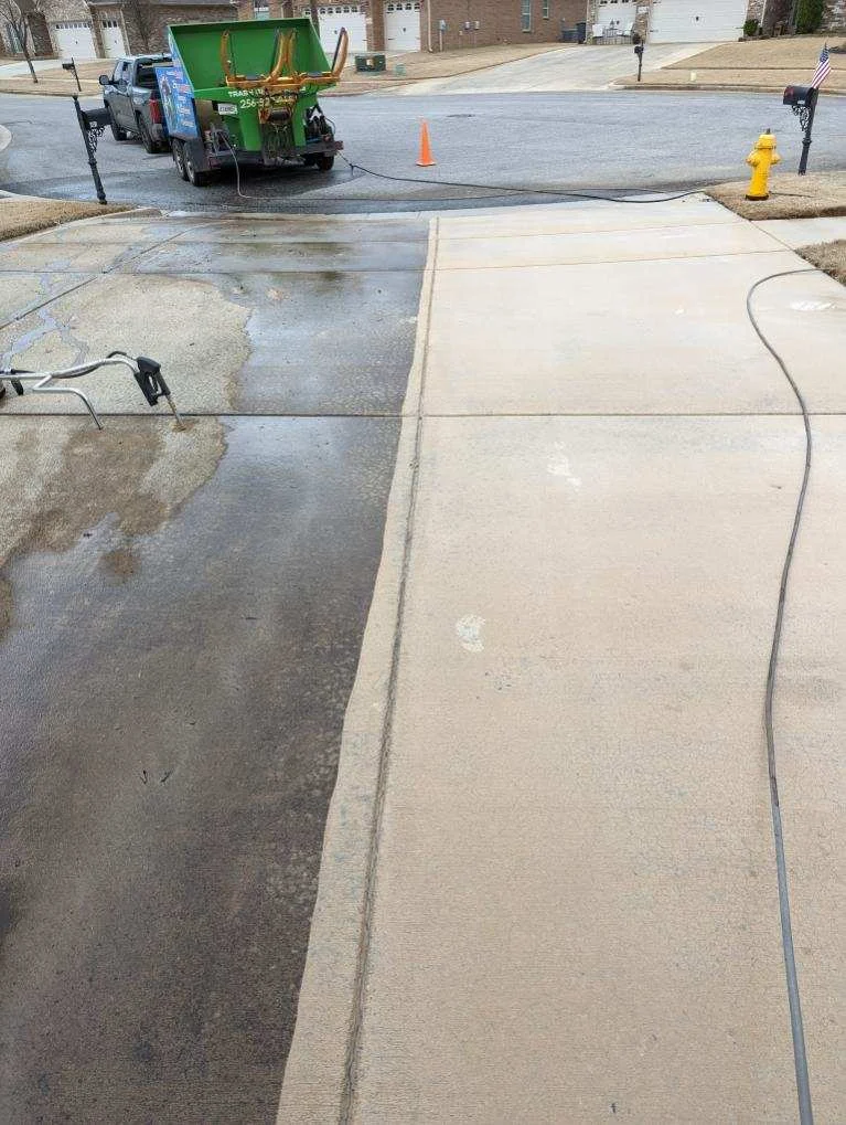 Rocket City Bin Cleaning and Pressure Washing (7)