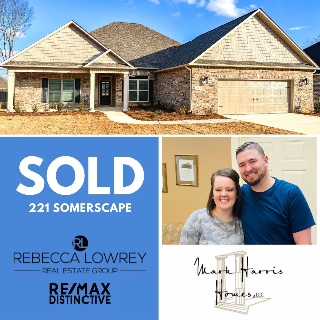 Rebecca Lowrey Group, REMAX Distinctive (3)