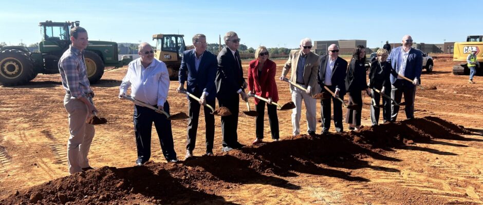 Mayor Tommy Battle, City officials break ground on The Park at Hays Farm