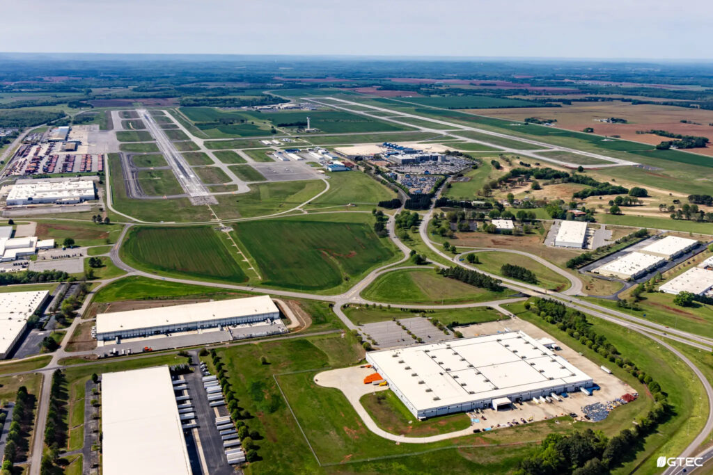 Airport Huntsville Alabama