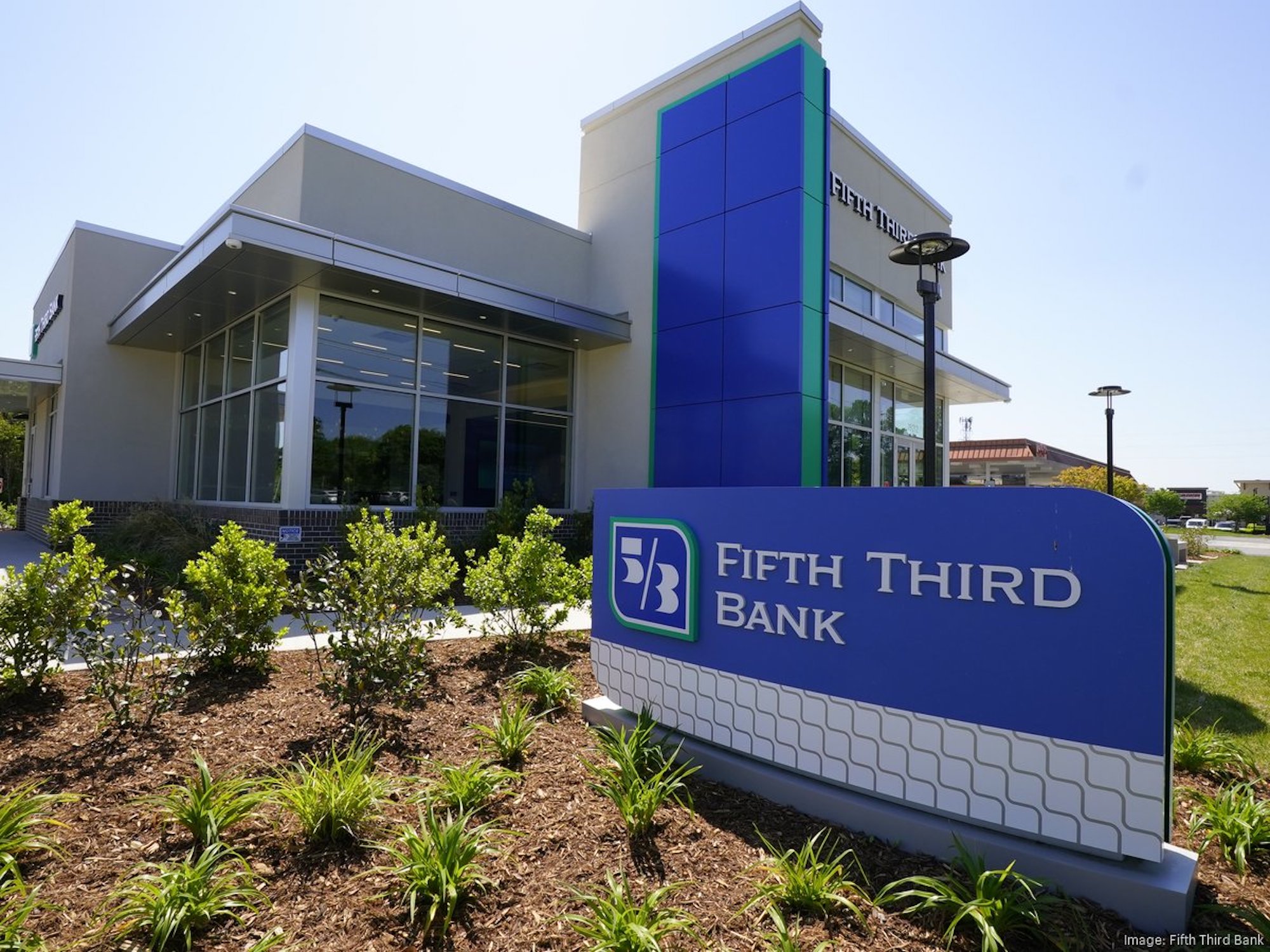 Fifth Third Bank expands into Alabama with first branch in Huntsville